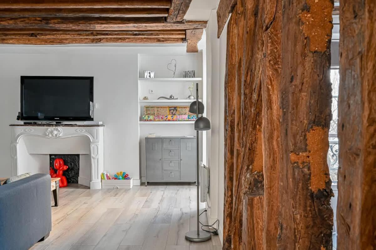 Grand 2 Pieces Typique Du Marais - Flat-guest Appartement Paris